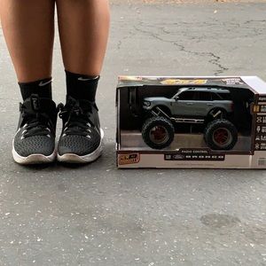 New Bright 1:16 2021 4x4 Ford Bronco Sport Remote Control Truck